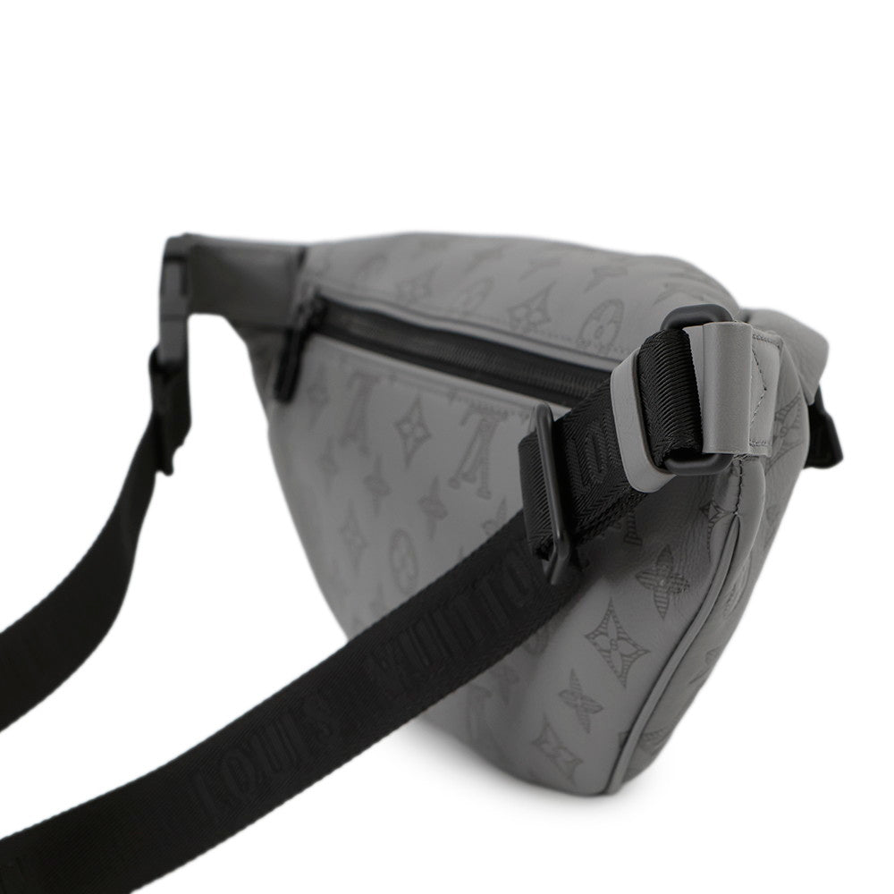 LOUIS VUITTON Discovery・Bumbag GrayM46108 Monogram Shadow Size PM