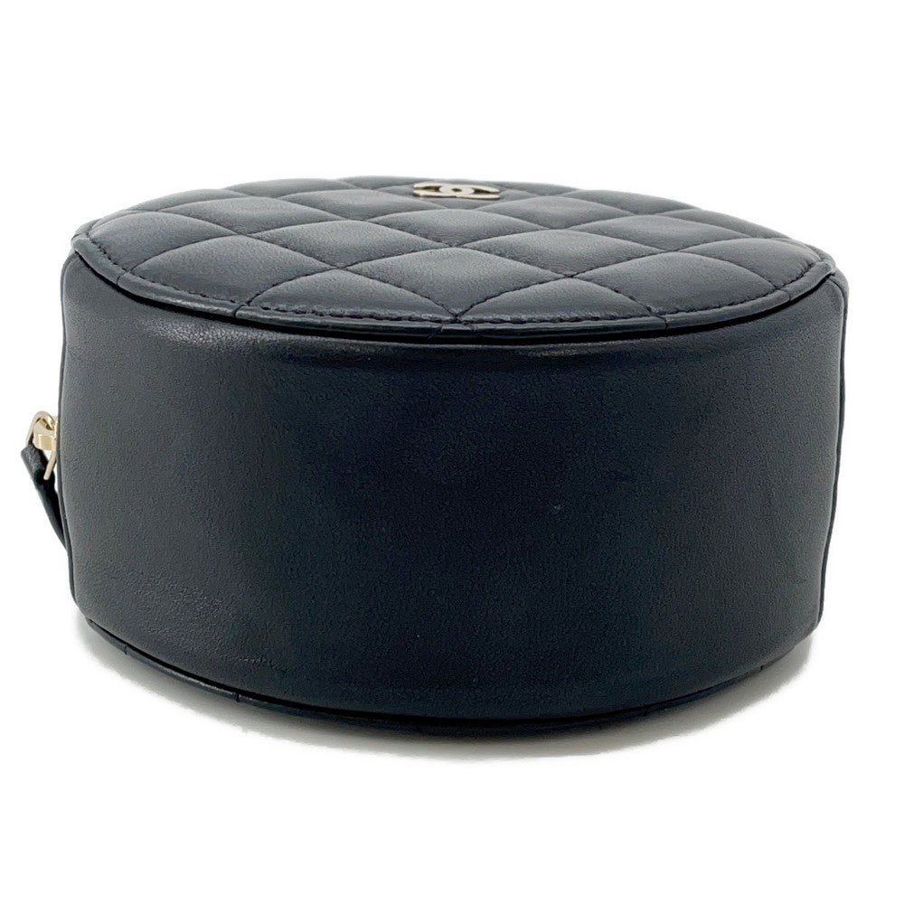 CHANEL Matelasse Round ChainShoulder Bag BlackA70657 Lambskin