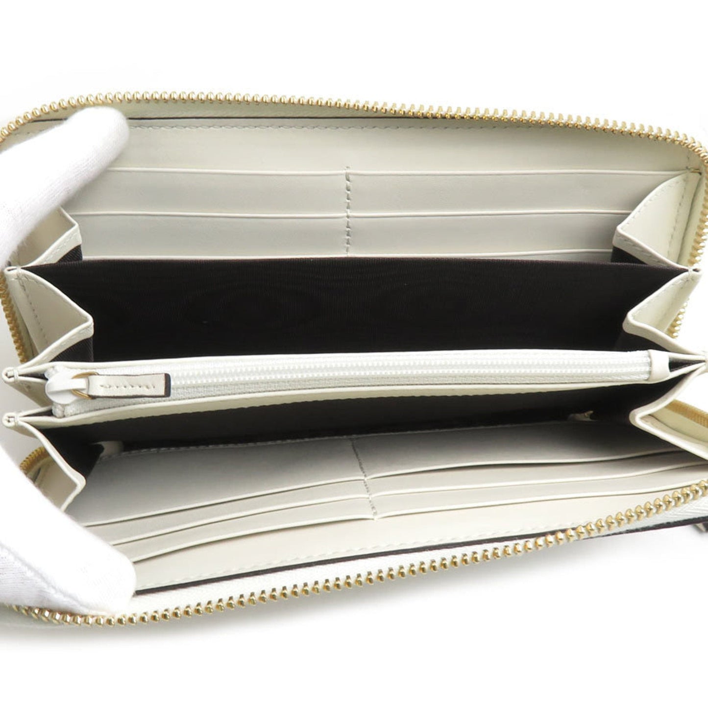 Gucci White Leather Long Wallet (Bi-Fold)
