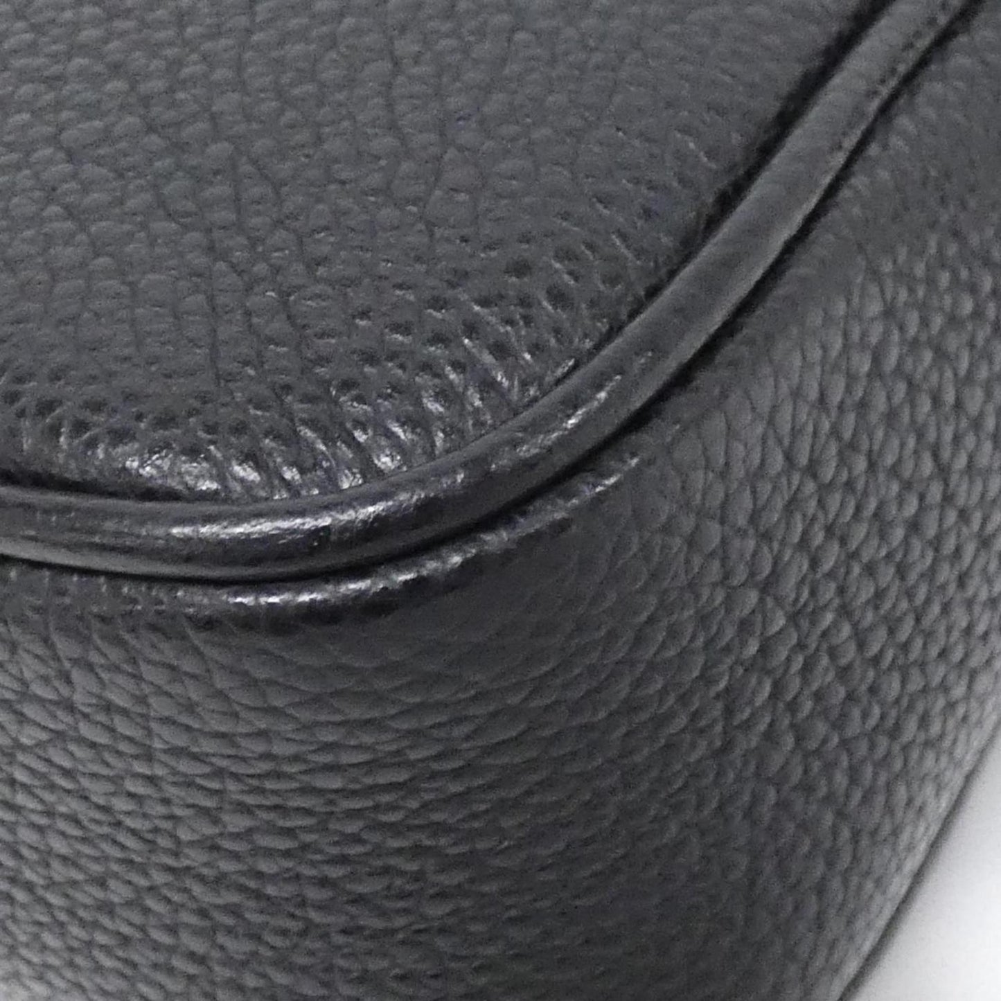 Gucci Black Leather Shoulder Bag