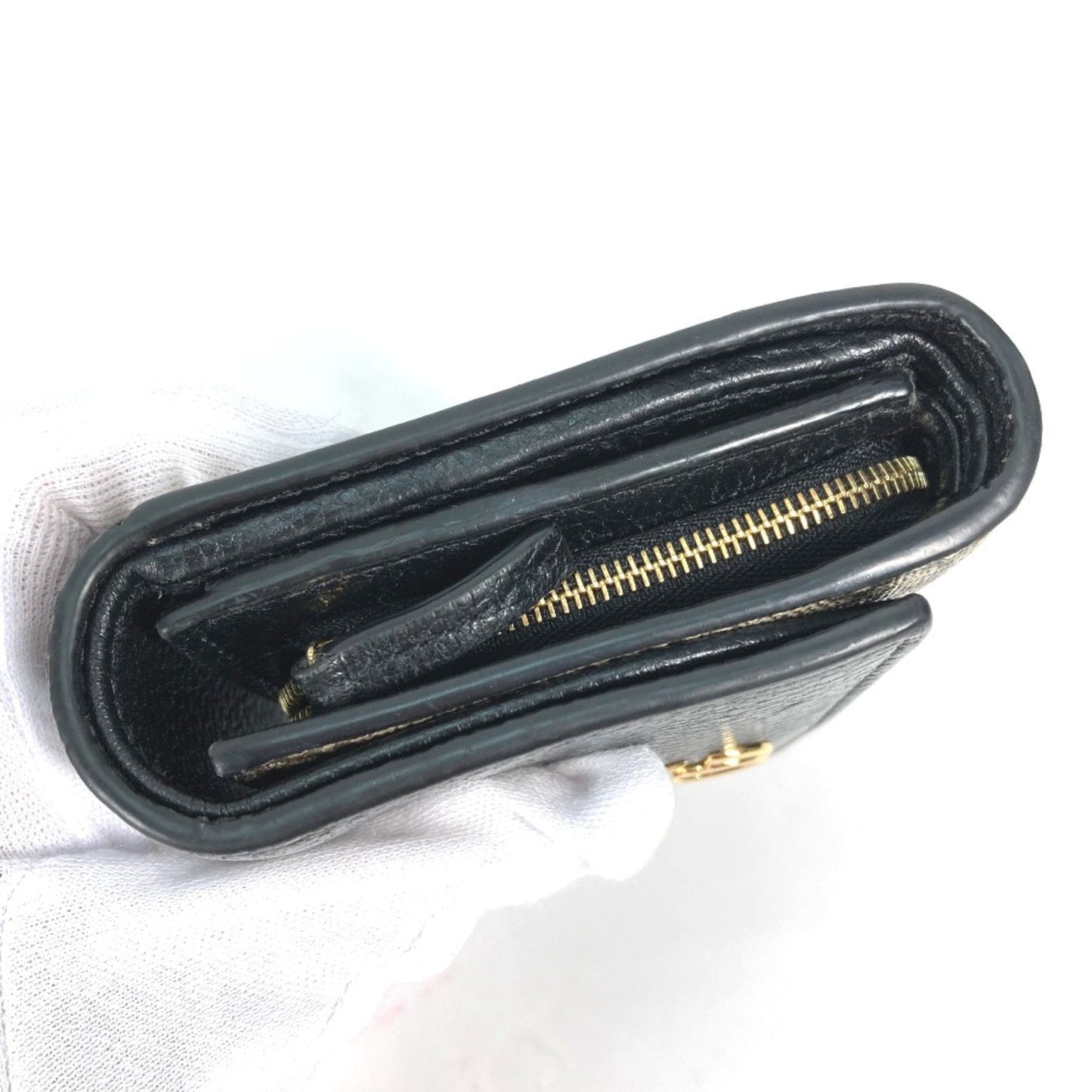 Gucci Beige Leather Wallet (Bi-Fold)