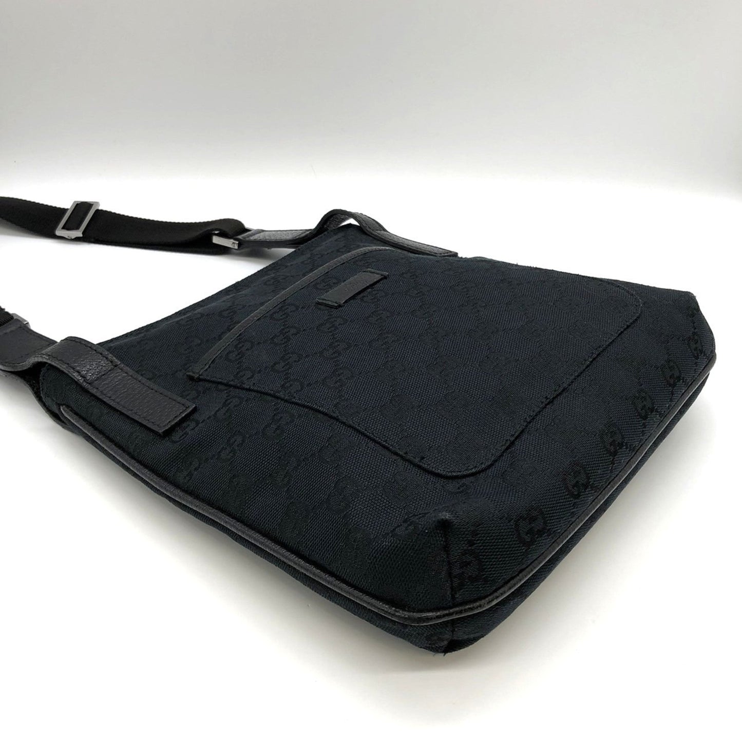 Gucci Gg Canvas Black Gg Canvas Shoulder Bag