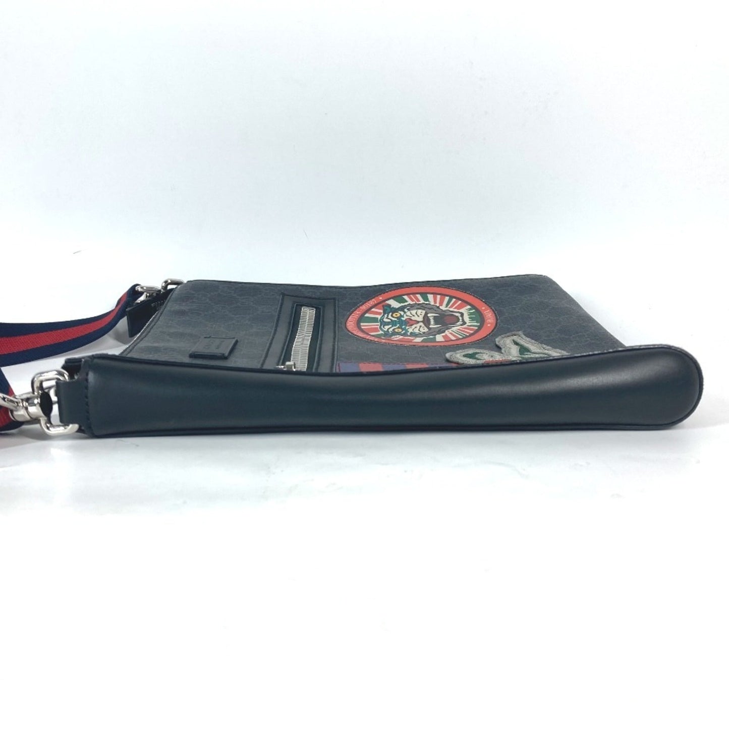 Gucci Black Multi-Color Gg Supreme Messenger Bag Shoulder Bag