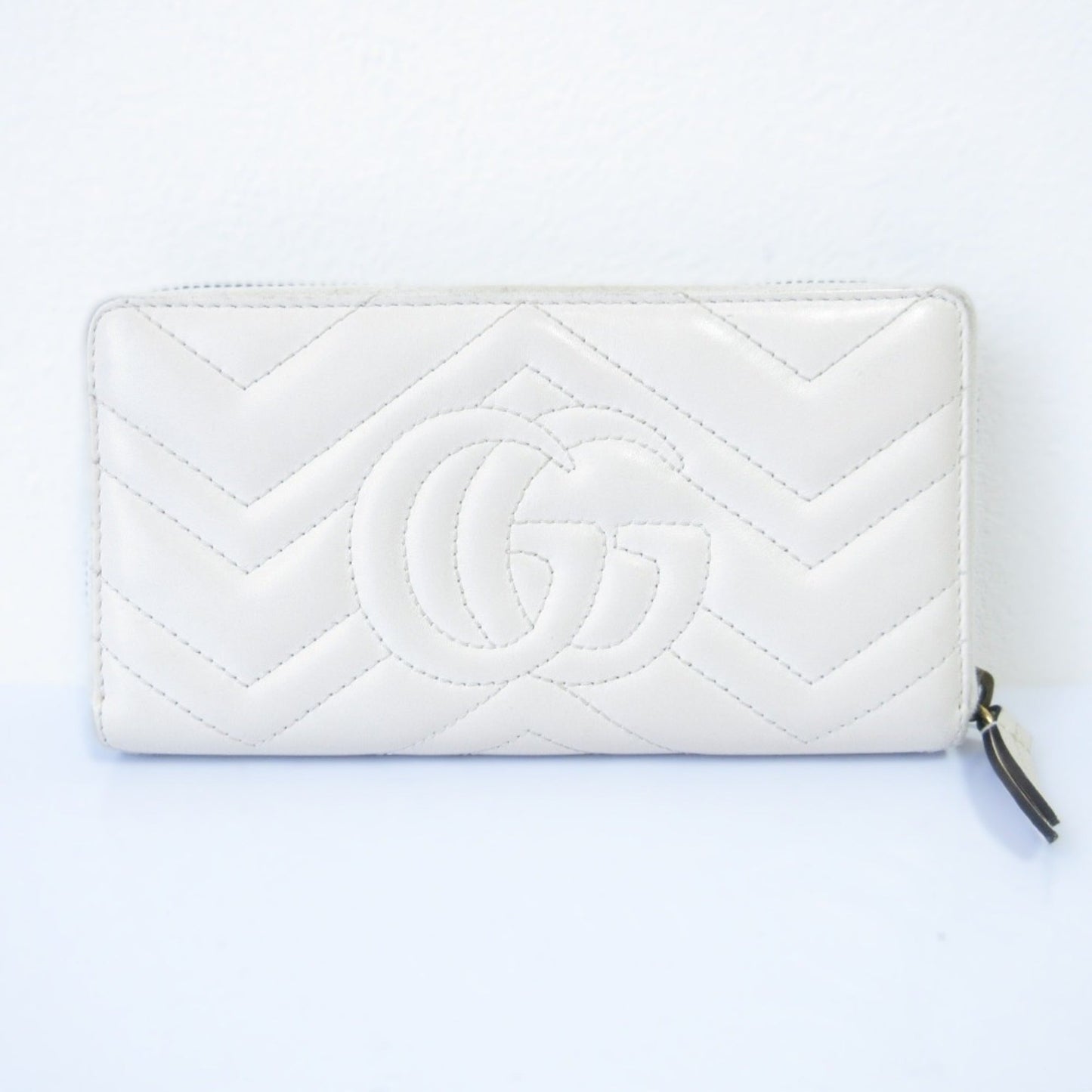 Gucci Off-White Long Wallet (Bi-Fold)