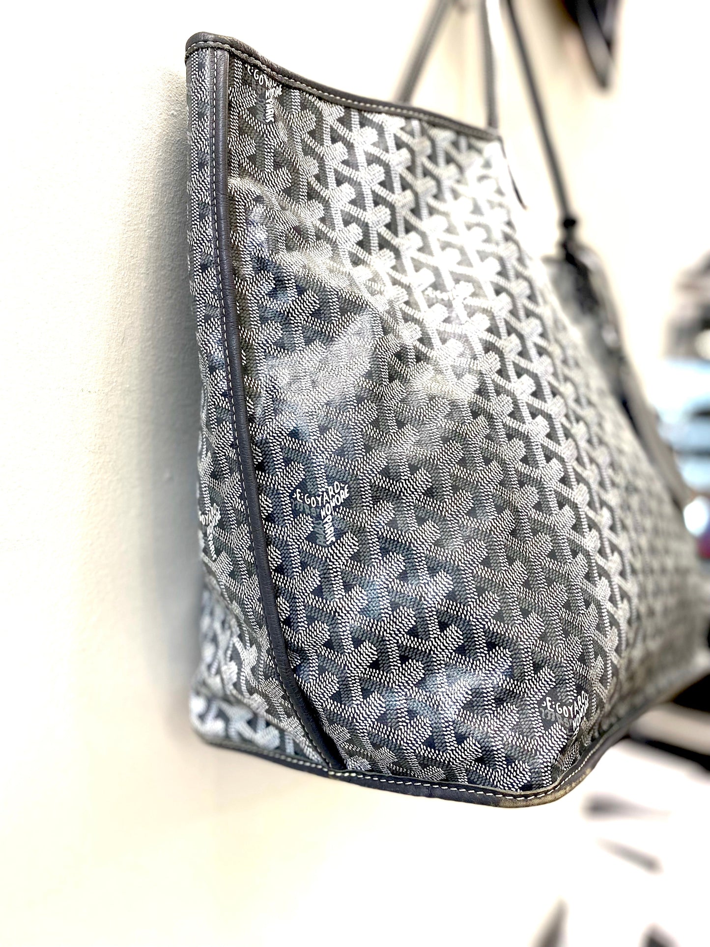 GOYARD ANJOU REVERSIBLE TOTE BAG