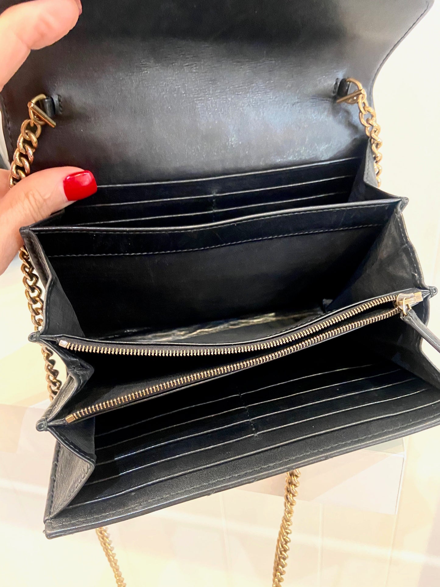 GUCCI GG MARMONT MATELASSE CALFSKIN MINI CHAIN BAG