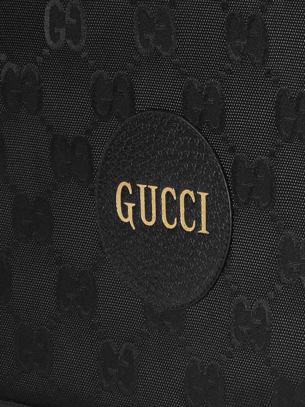 GUCCI GG SUPREME OFF THE GRID POUCH WRISTLET