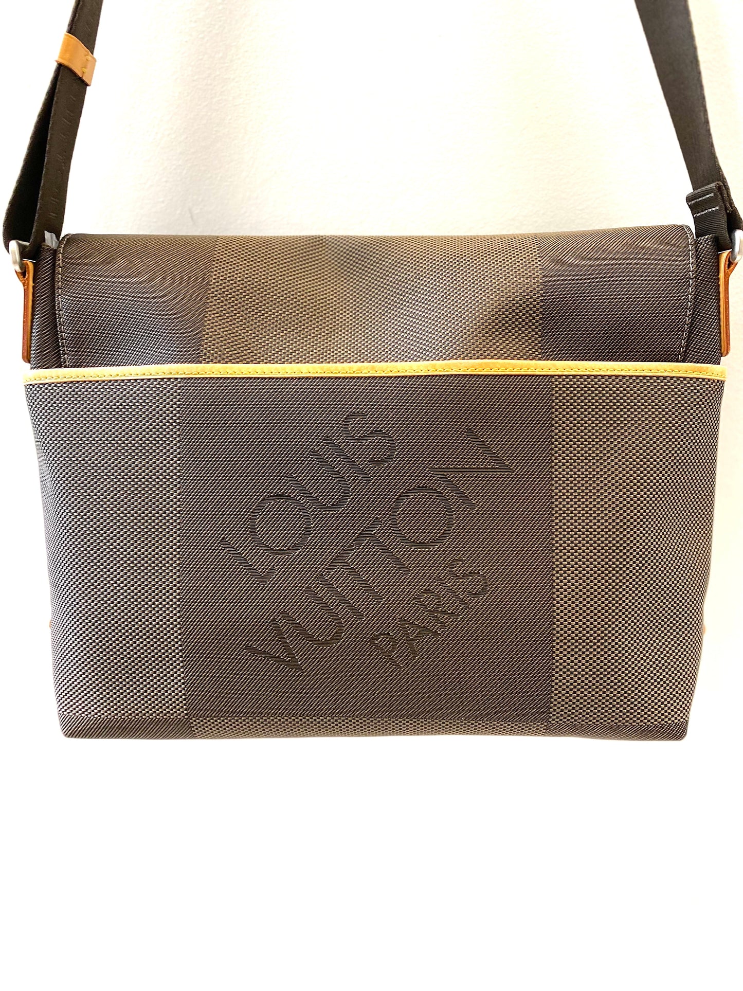 LOUIS VUITTON DAMIER GEANT LOUP MESSENGER BAG