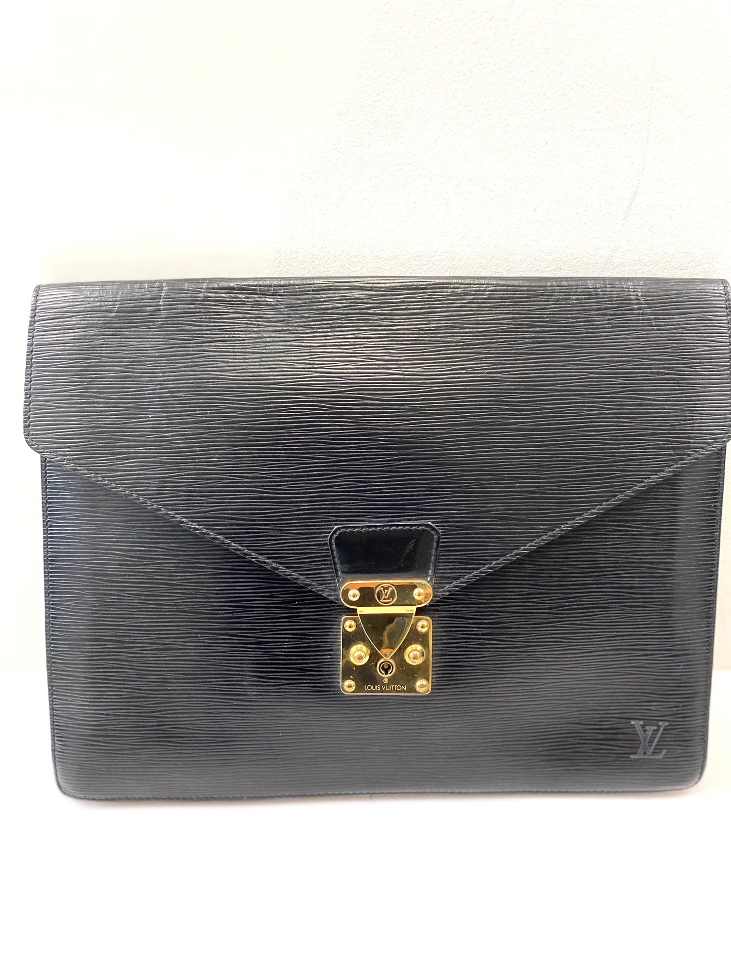 LOUIS VUITTON EPI LEATHER PORTE DOCUMENT BAG