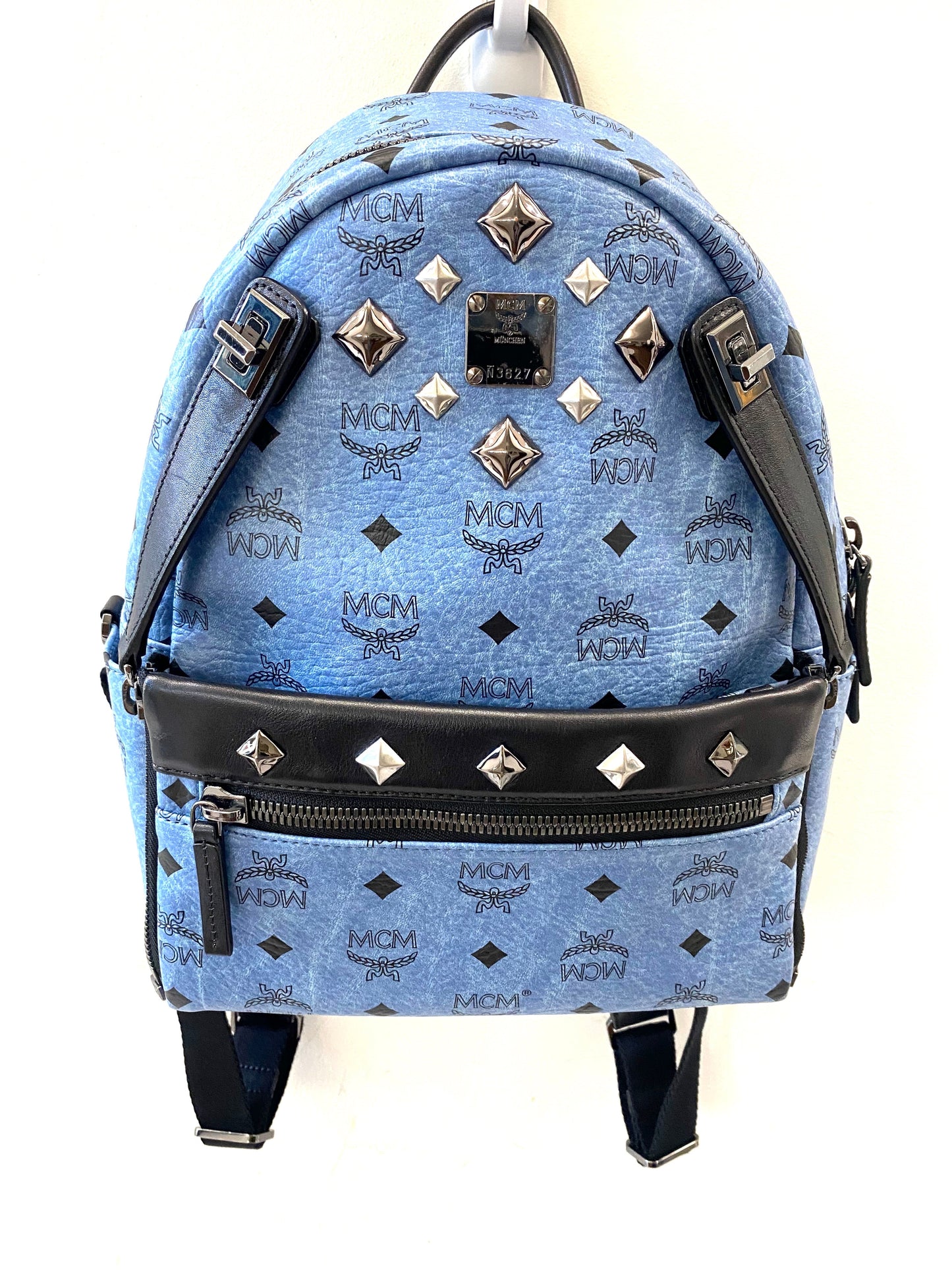 MCM VISETOS STUDDED MEDIUM DUAL STARK BACKPACK