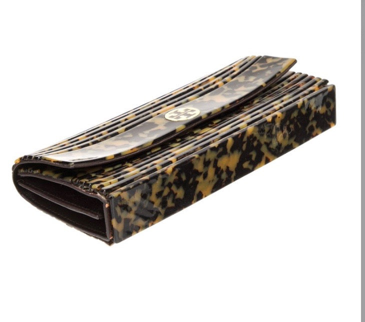 TORY BURCH LEOPARD PRINT ACRYLIC FOLD OVER KERRY CLUTCH BAG