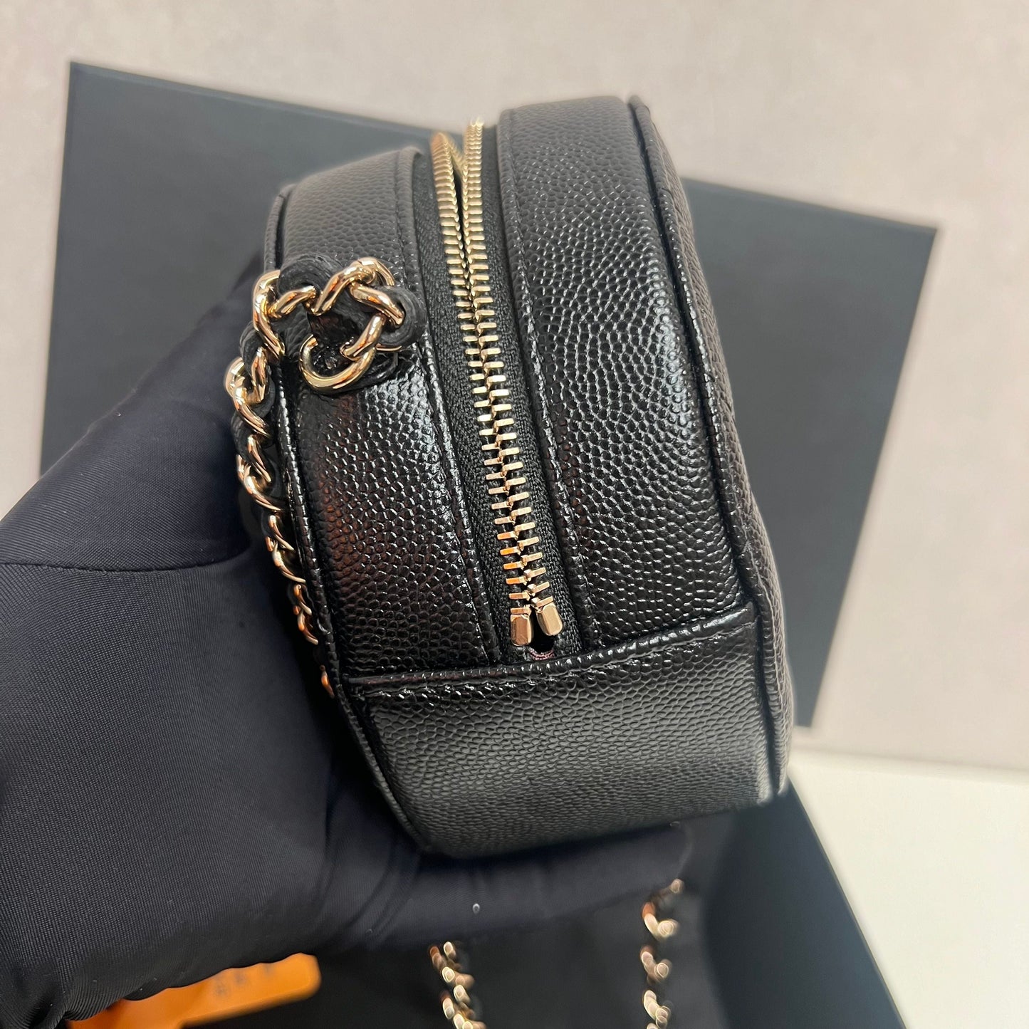 CHANEL Iridescent Caviar Quilted Round Clutch With Chain Black 3354