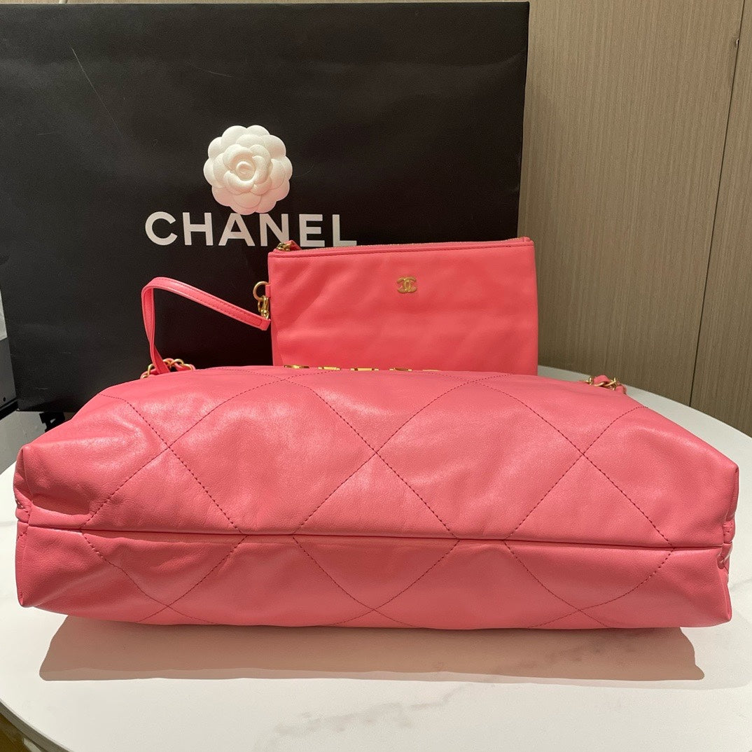 Chanel 22 Bag Small Pink Leather Shoulder Bag Microchip #11526