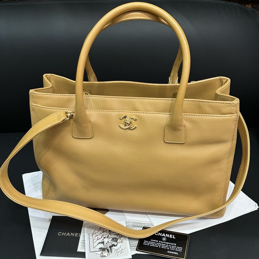 Chanel Cerf Tote Beige Leather Bag Medium