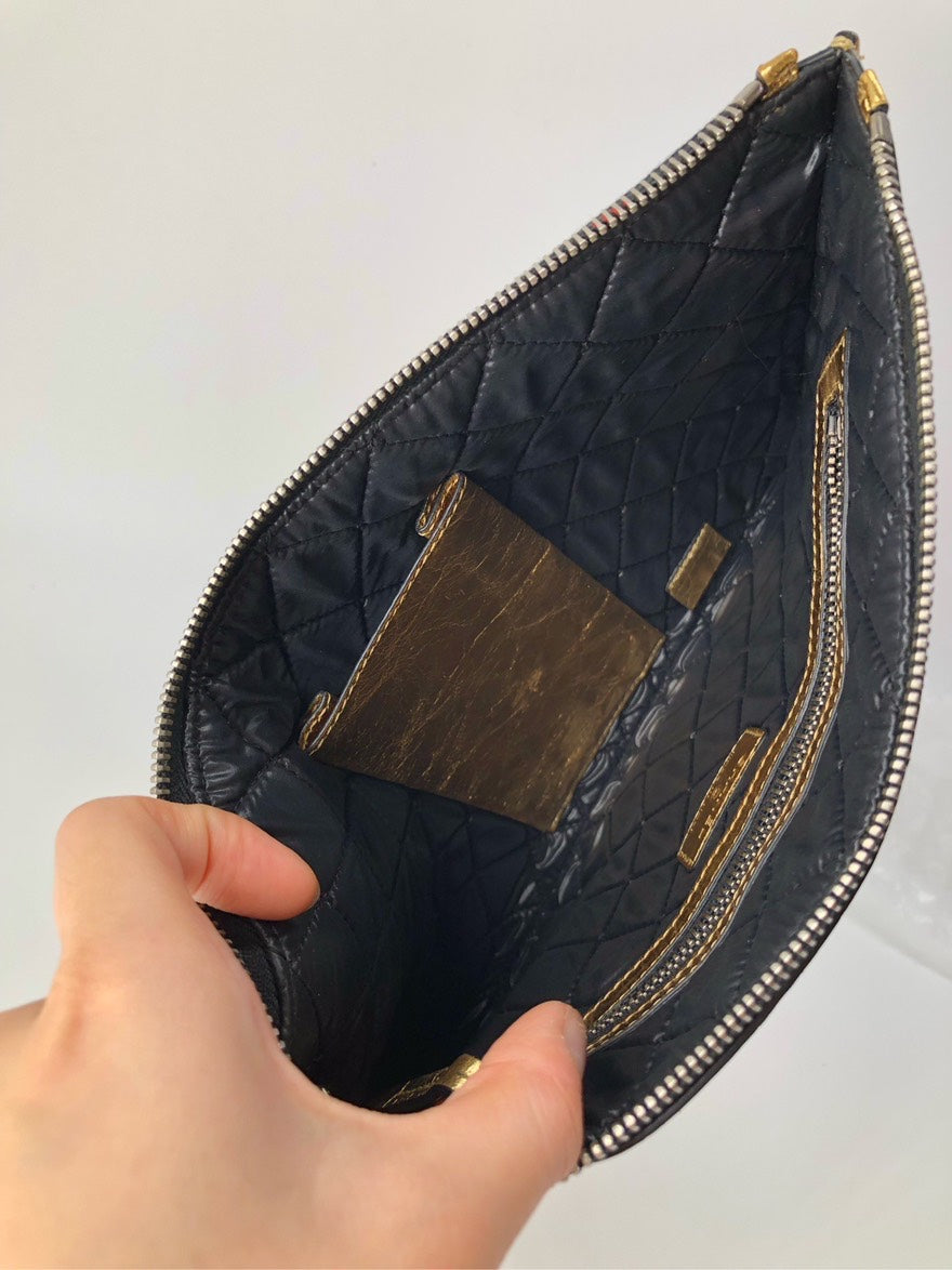 Preloved Chanel Je Ne Suis Pas En Solde Gold Leather Clutch