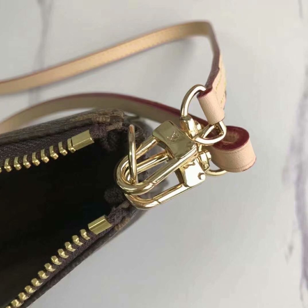 Louis Vuitton Pochette Accessories