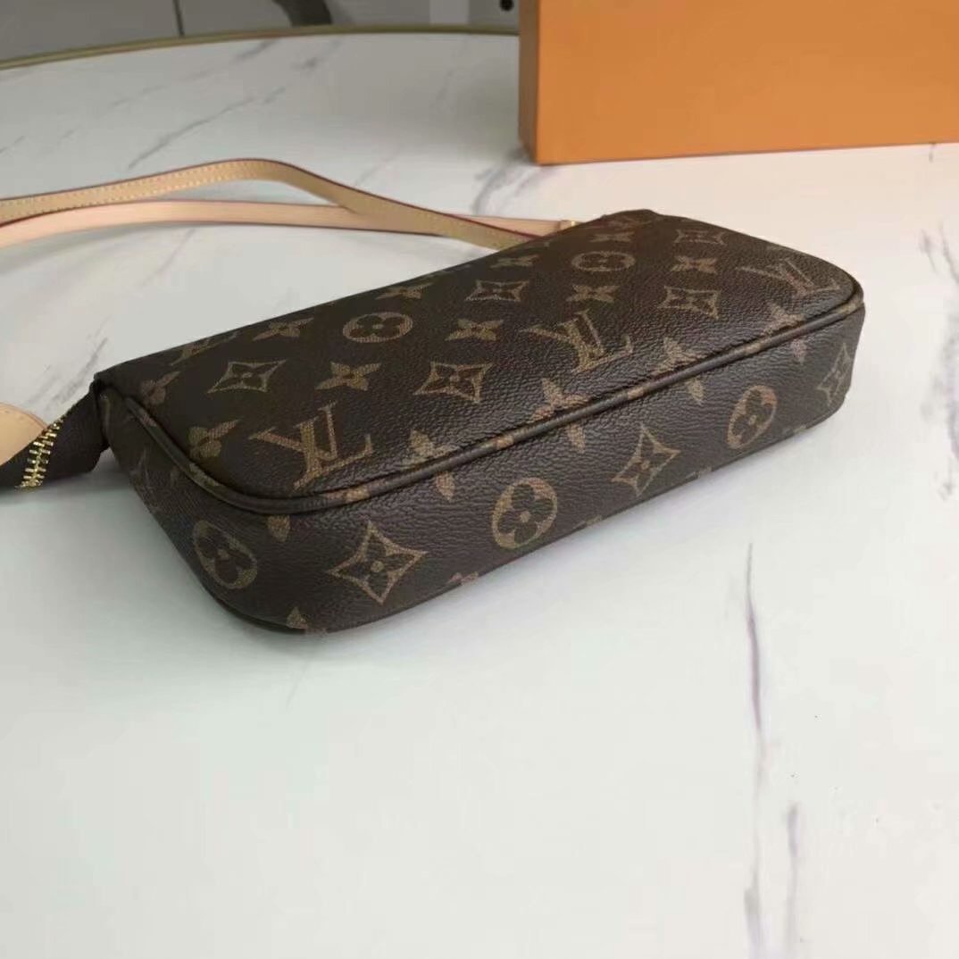 Louis Vuitton Pochette Accessories