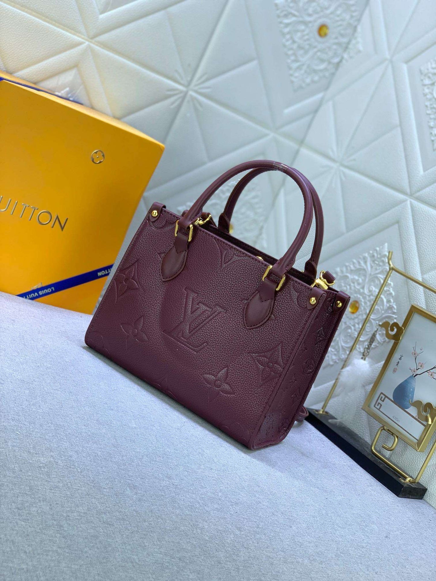 Louis Vuitton Onthego Bag Black PM