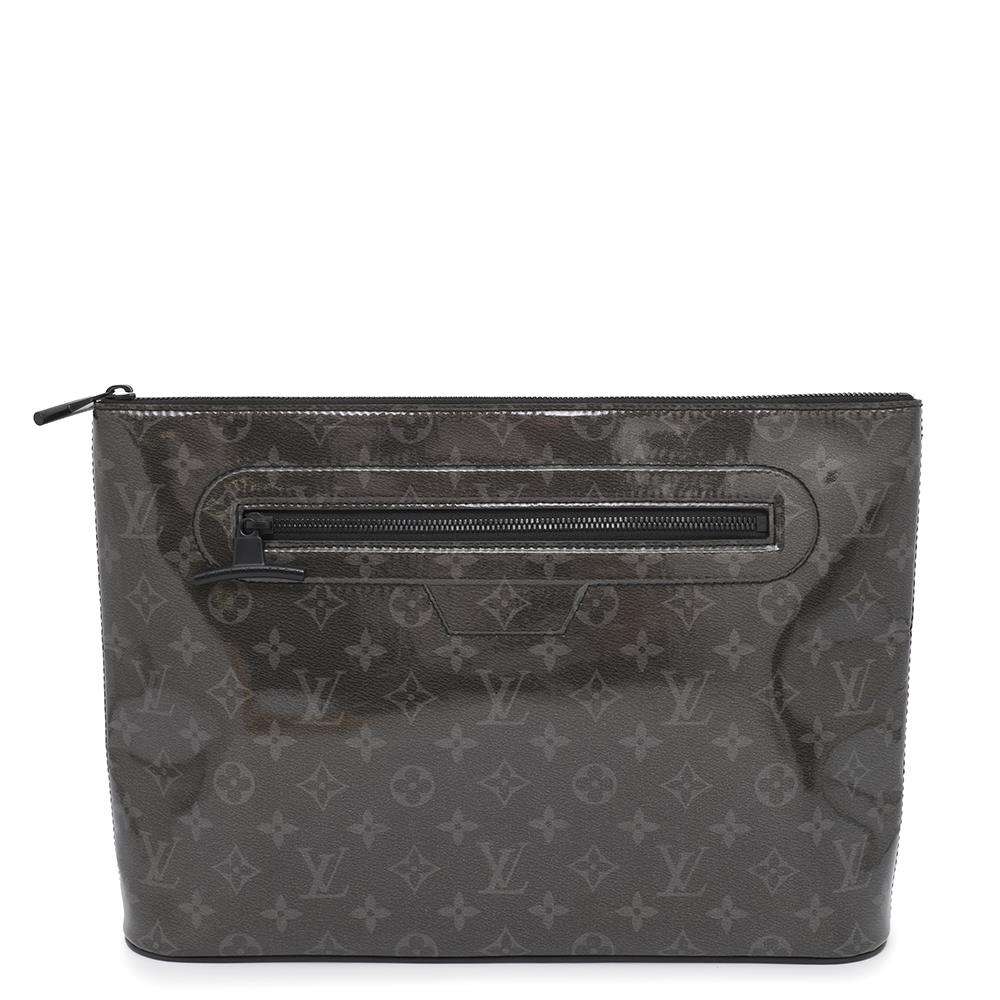LOUIS VUITTON Pochette Cosmos Isetan Limited NoirM63373 Monogram Eclipse Glaze