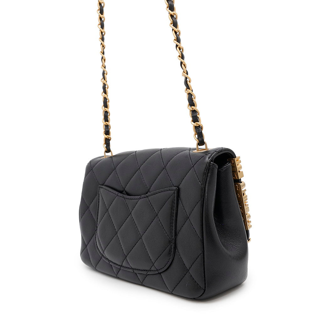 CHANEL Matelasse ChainShoulder Bag BlackAS3731 Lambskin