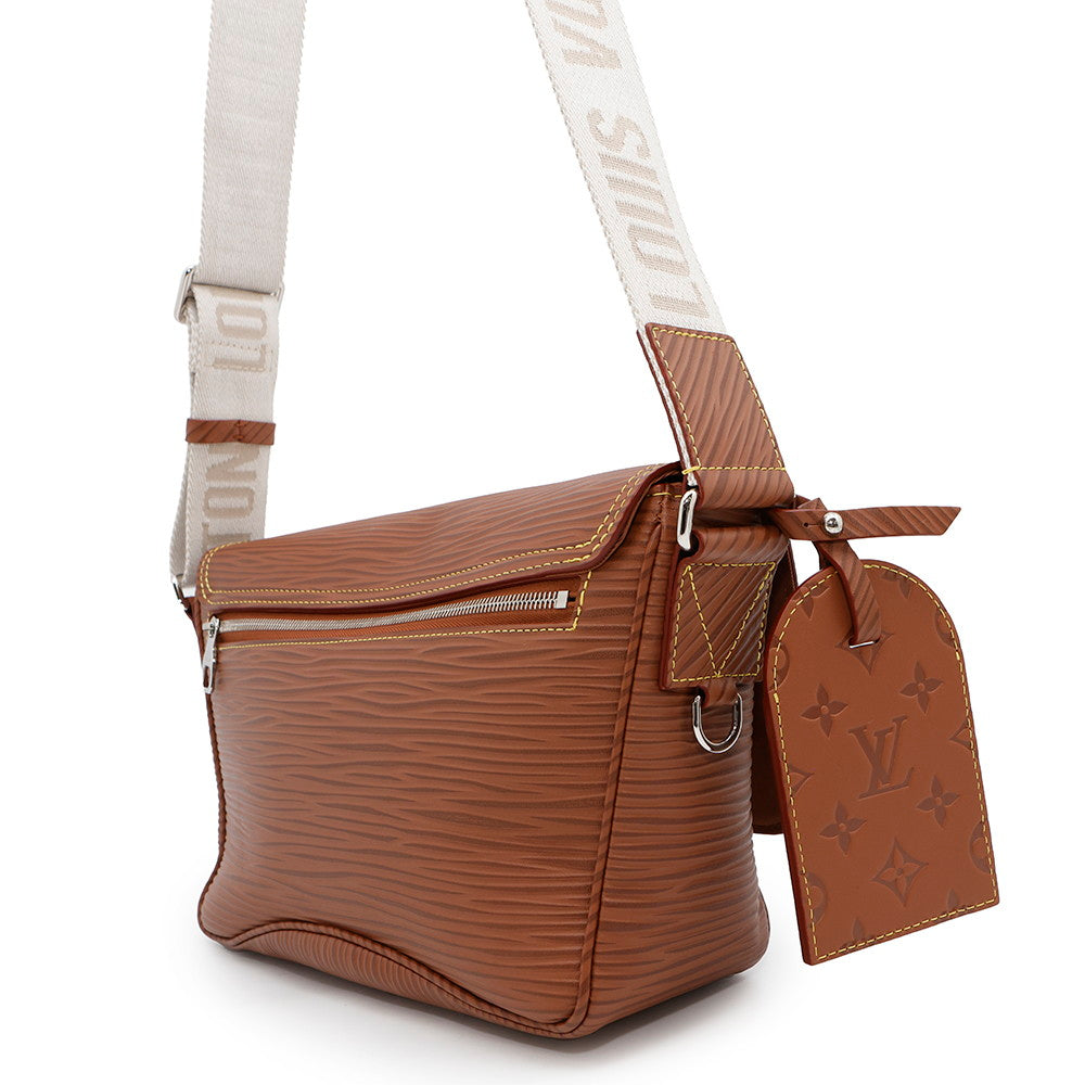 LOUIS VUITTON Montsouris Messenger BrownM23097 Epi XL