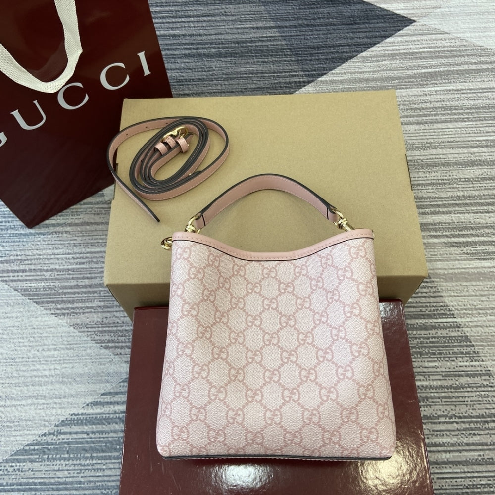 GUCCI GG EMBLEM SMALL BUCKET BAG LIGHT PINK COATED FABRIC 21CM 815118 FAD6L 8459