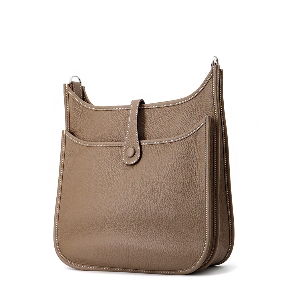 HERMES Evelyne3 Etoupe Taurillon Clemence Size PM