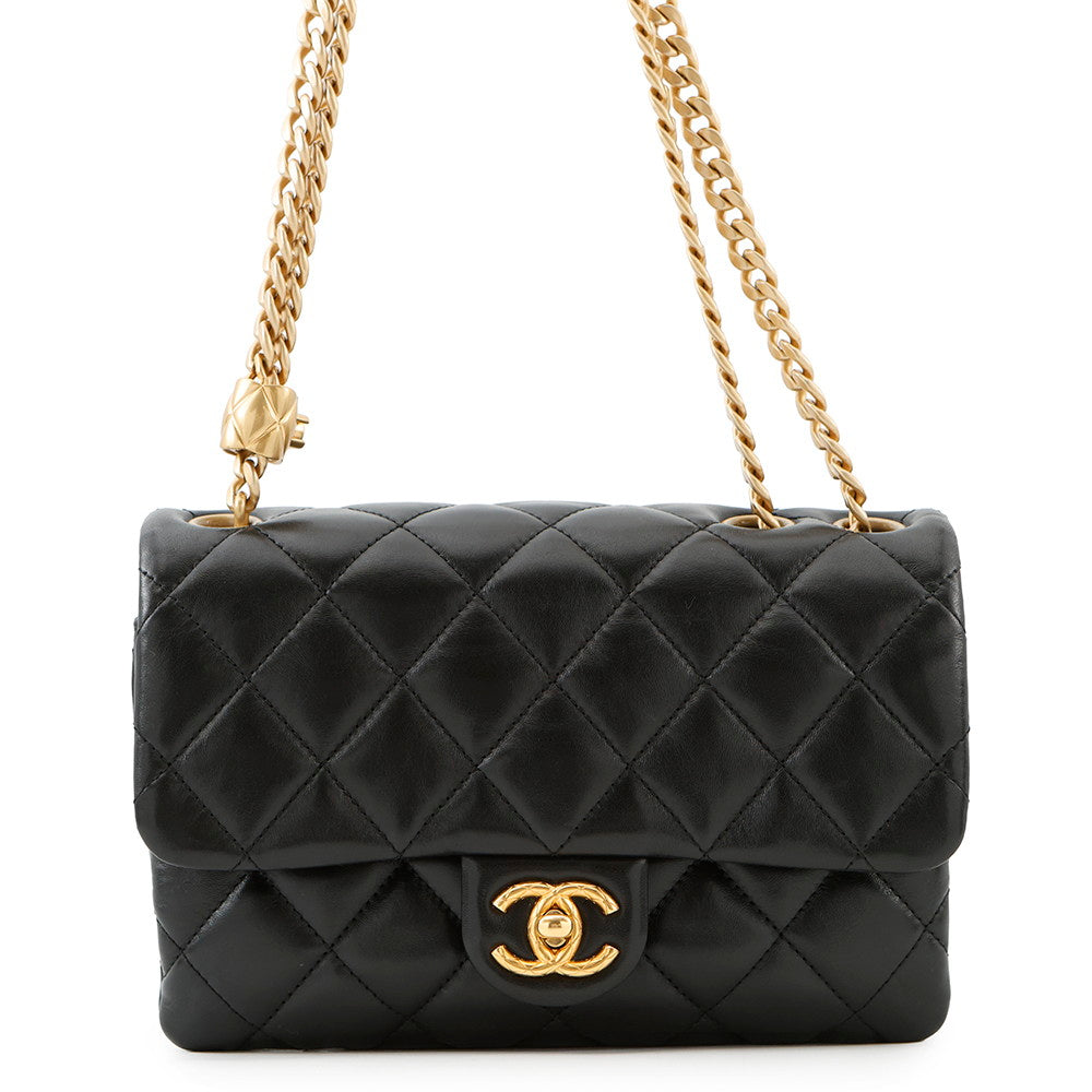 CHANEL Matelasse ChainShoulder BlackAS3393 Lambskin Size 20
