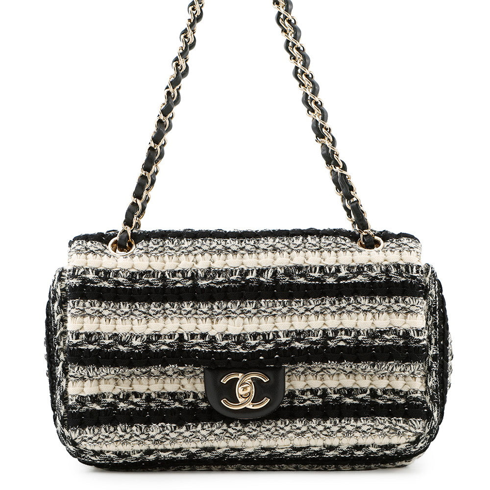 CHANEL Matelasse WChainShoulder Bag White/Black Tweed Leather Size 25