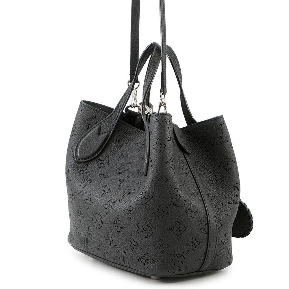 LOUIS VUITTON Blossom NoirM21848 Monogram Mahina Size PM