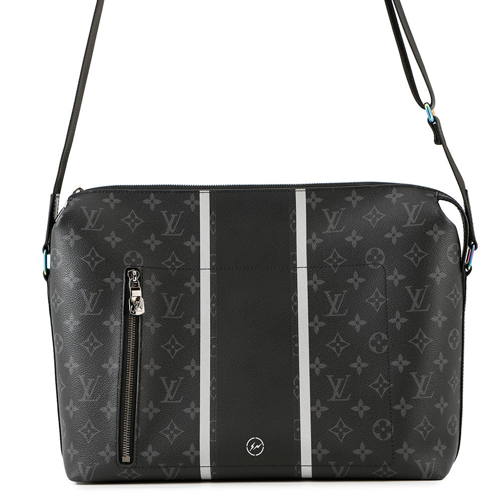 LOUIS VUITTON Apollo messenger NoirM43411 Monogram Eclipse Size MM