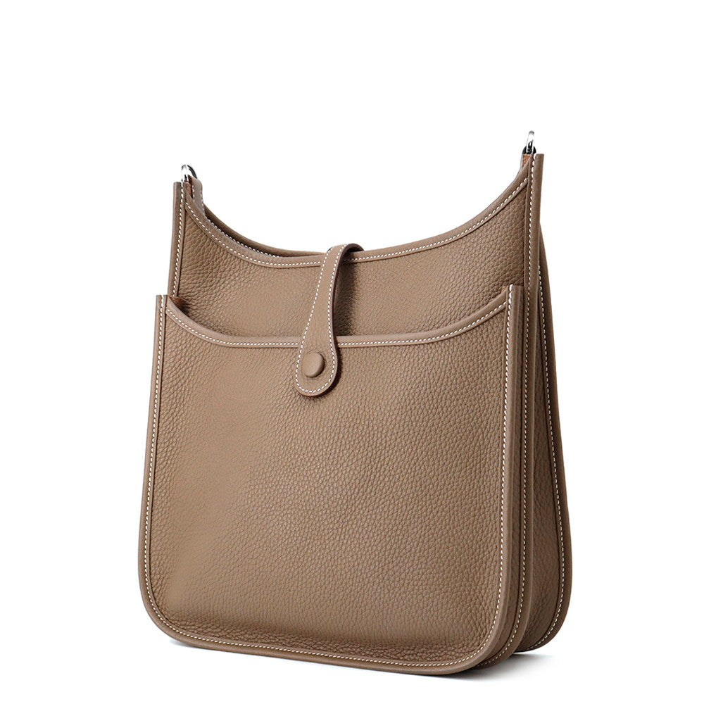 HERMES Evelyne 3 Etoupe Taurillon Clemence Size PM
