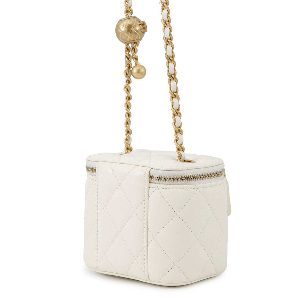 CHANEL Small vanity WhiteAP1447 Lambskin