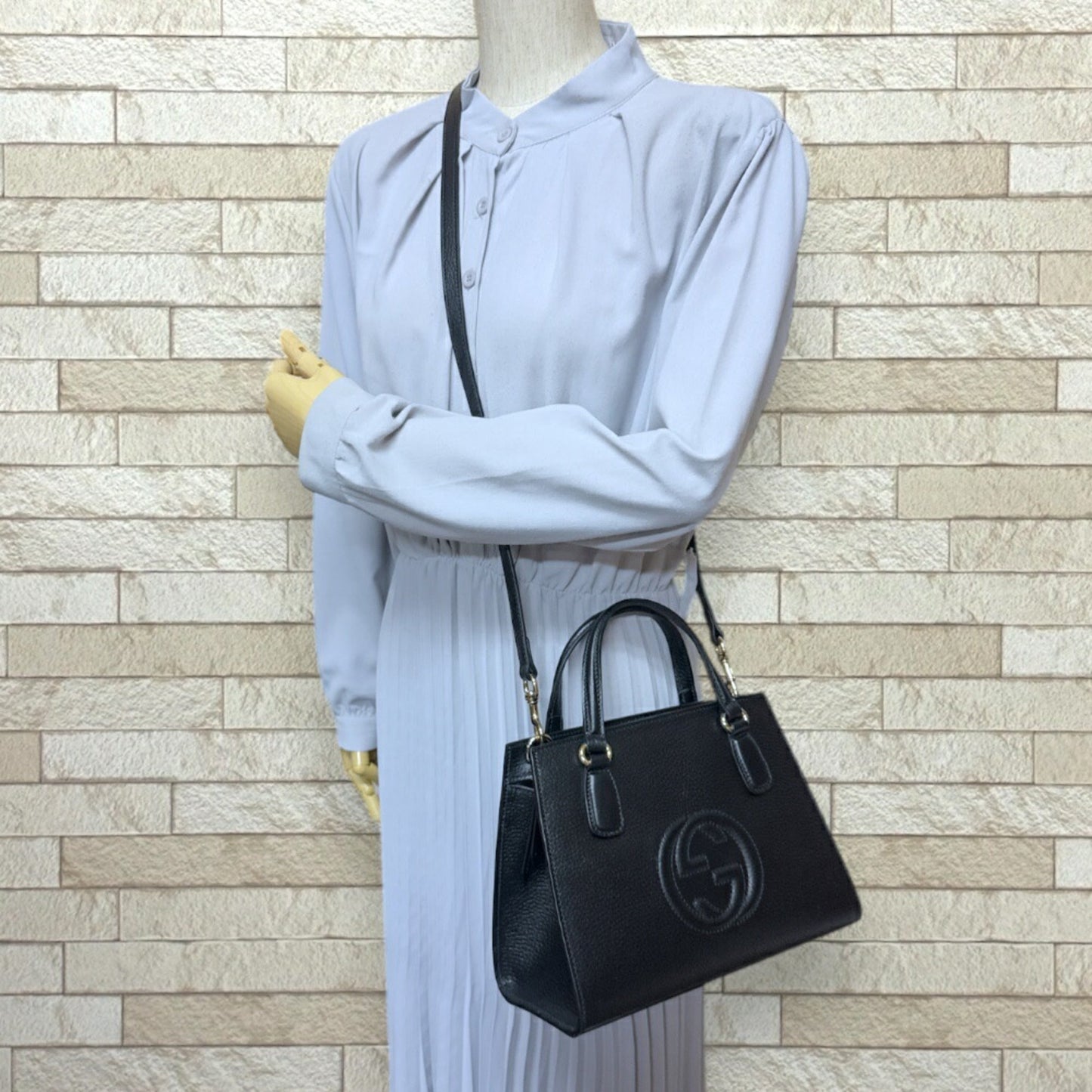 Gucci Soho Black Leather Shoulder Bag