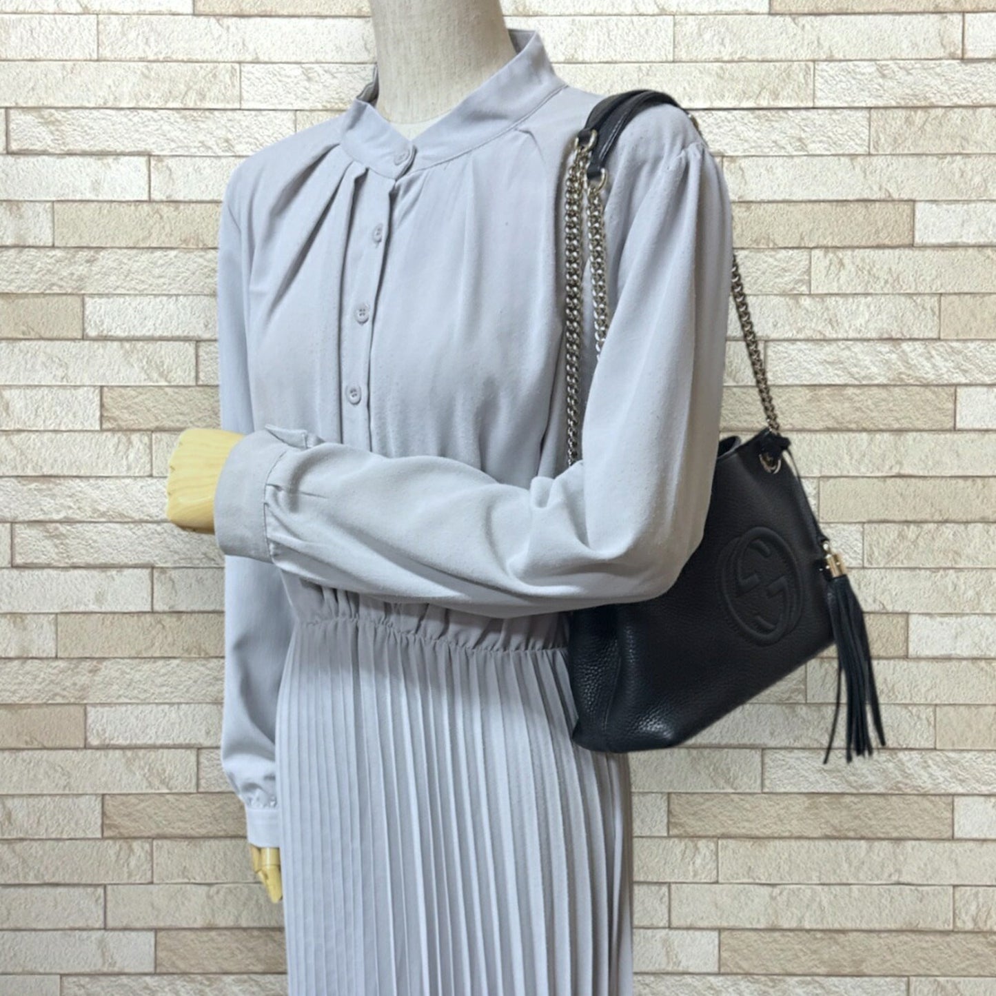 Gucci Black Leather Shoulder Bag