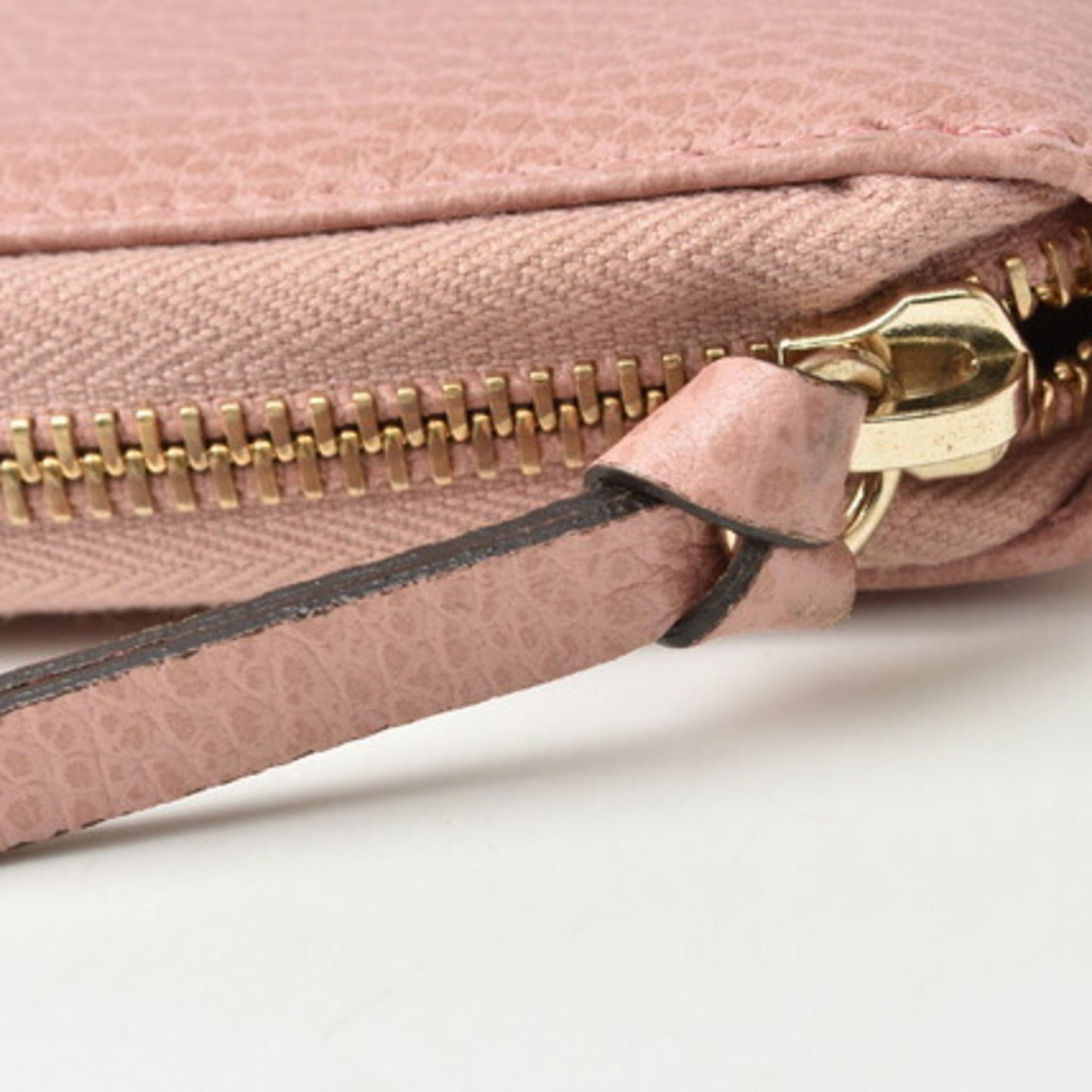 Gucci Light Pink Leather Wallet (Bi-Fold)