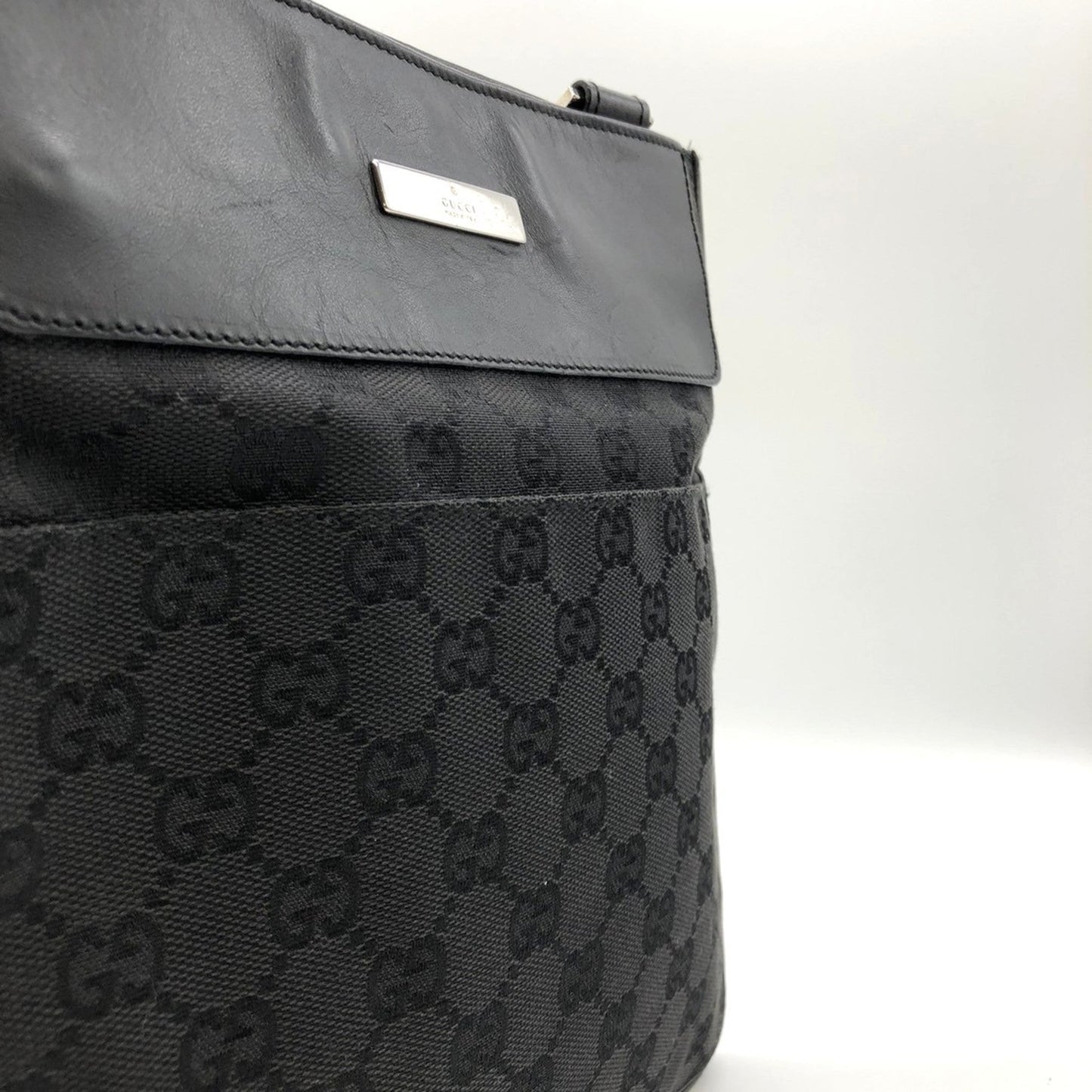 Gucci Black Gg Canvas Leather Shoulder Bag