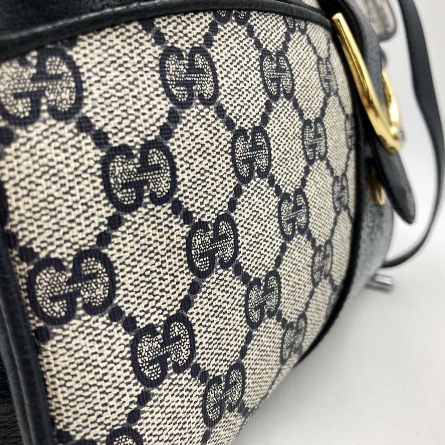Gucci Navy Gg Supreme Shoulder Bag