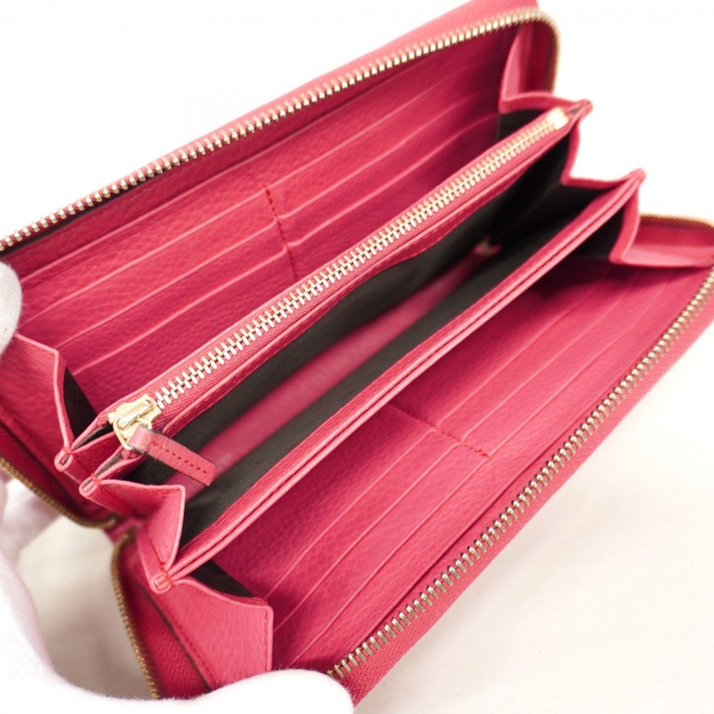 Gucci Pink Leather Long Wallet (Bi-Fold)