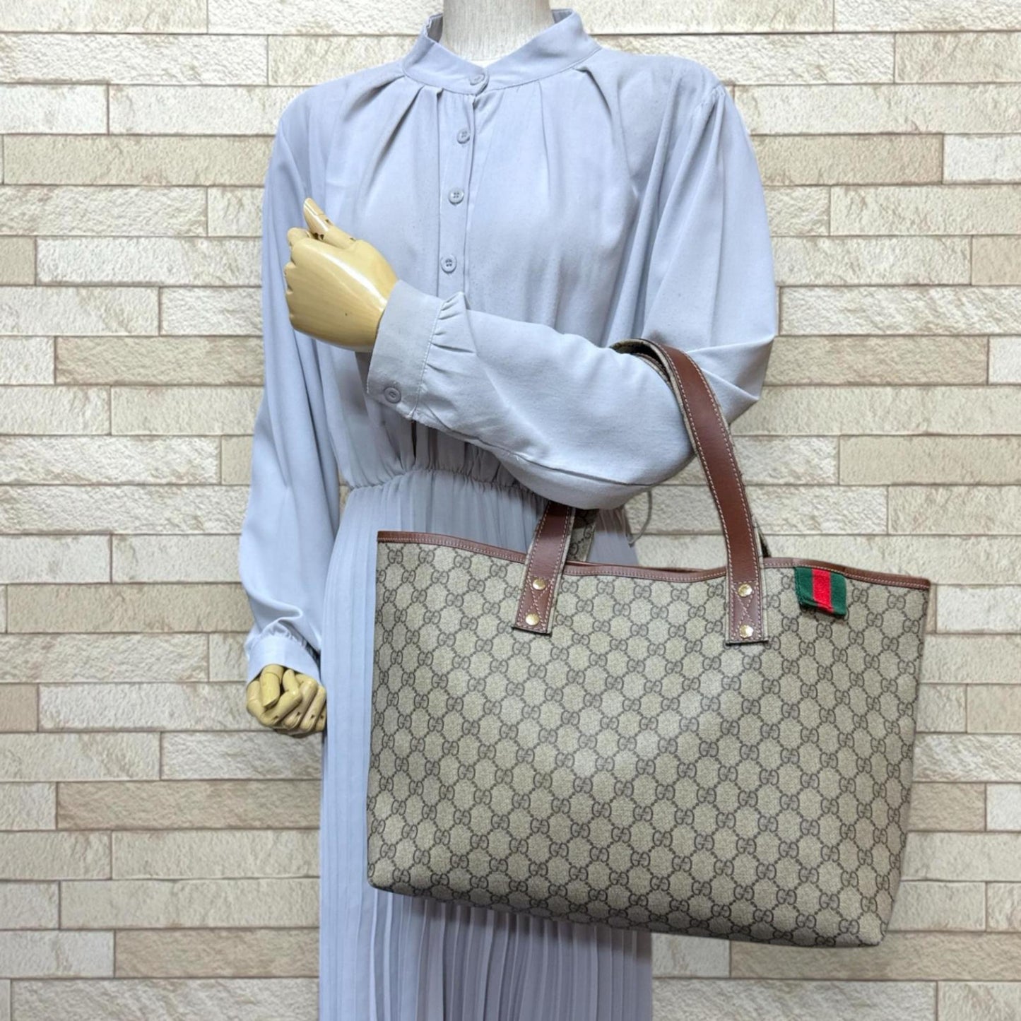 Gucci Beige Brown Gg Supreme Tote Bag