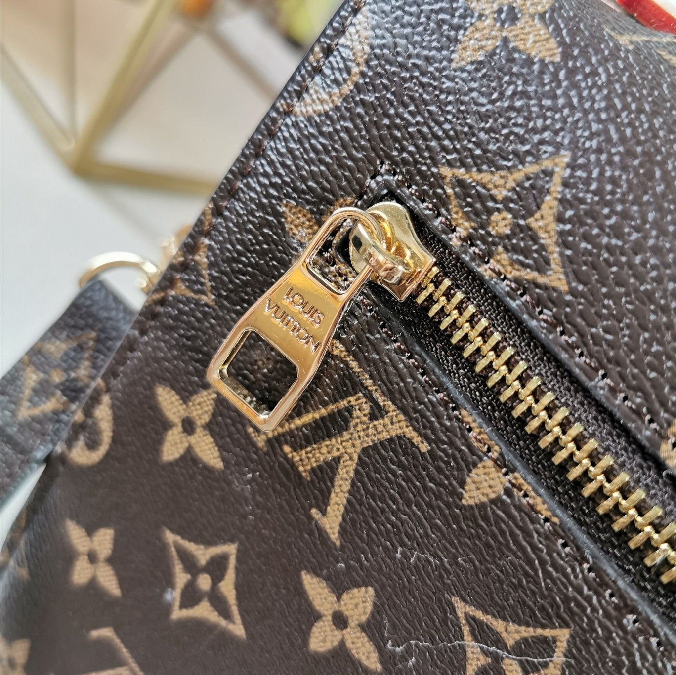 Louis Vuitton Metis