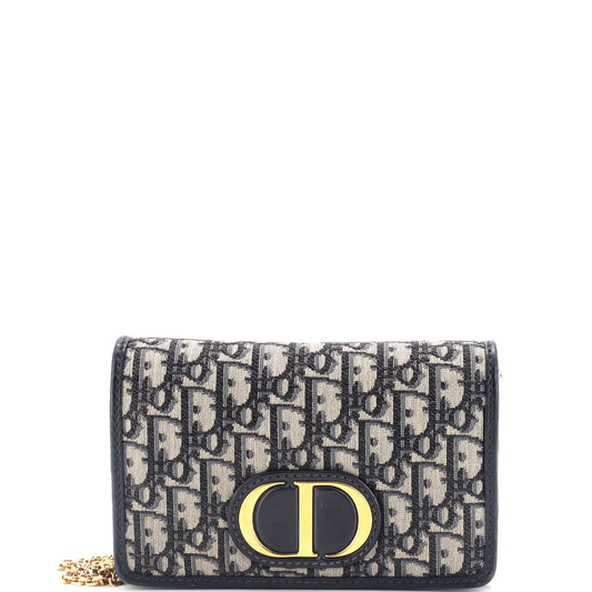 30 Montaigne 2-in-1 Pouch Oblique Canvas