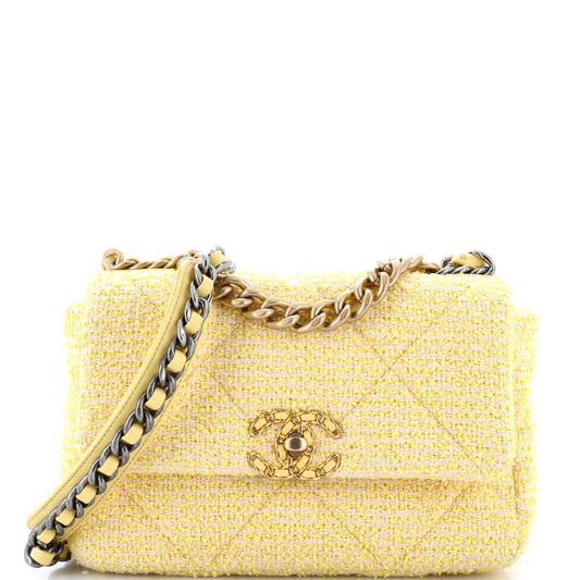 19 Flap Bag Quilted Tweed Medium