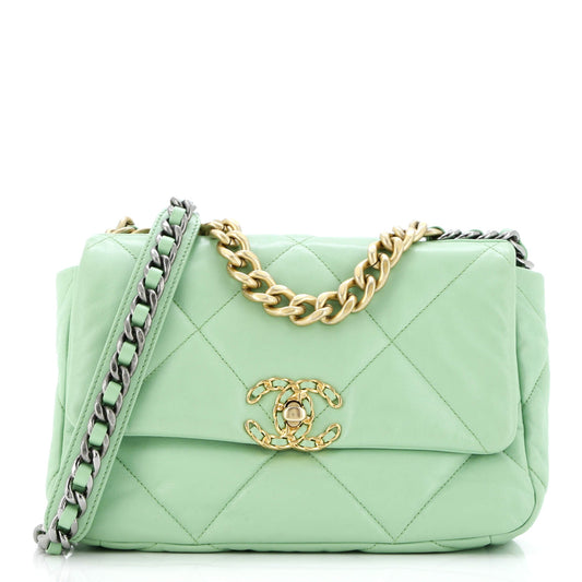 19 Flap Bag Quilted Leather Medium