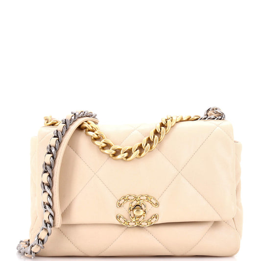 19 Flap Bag Quilted Leather Medium