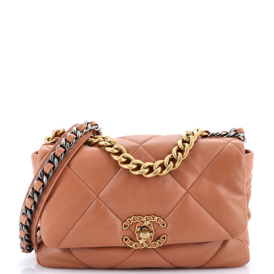 19 Flap Bag Quilted Leather Medium
