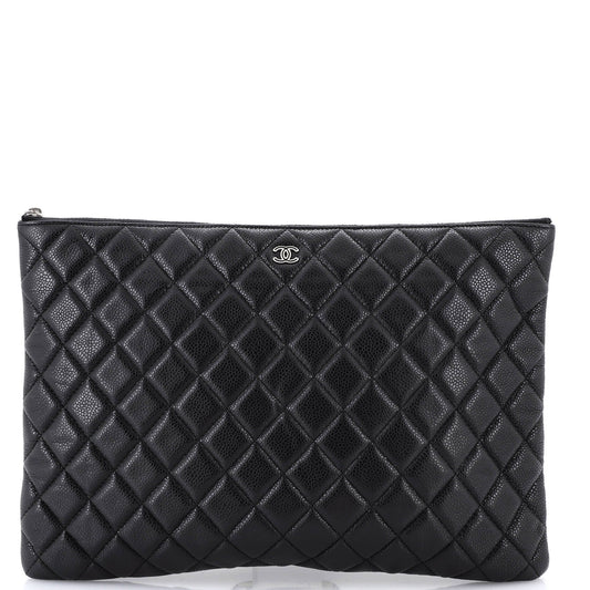 O Case Clutch Quilted Caviar Large