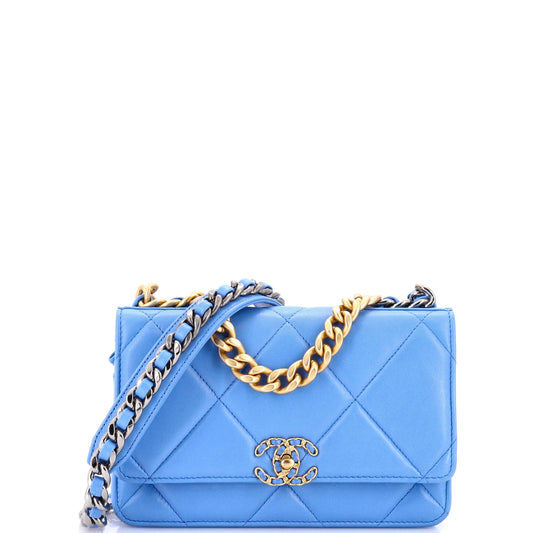 19 Wallet on Chain Quilted Lambskin