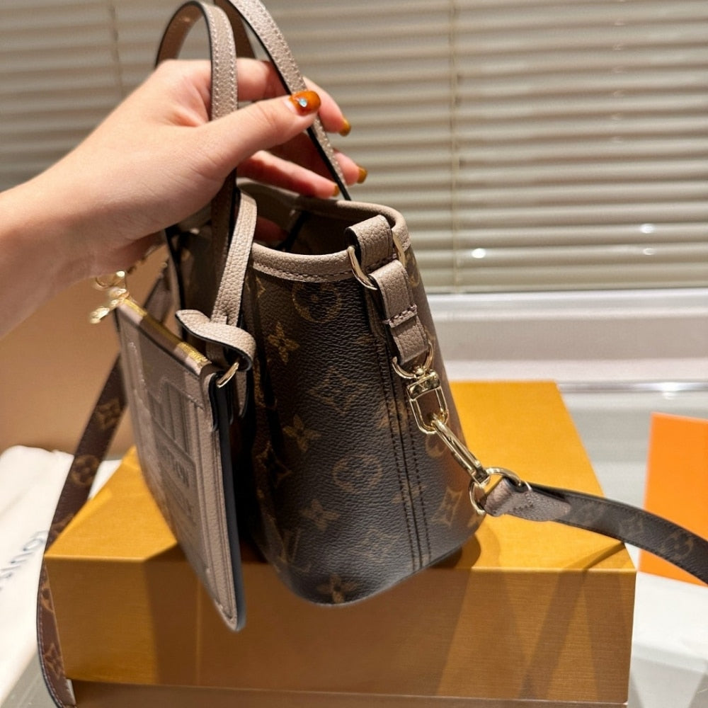 LOUIS VUITTON NEVERFULL BANDOULIÈRE INSIDE OUT BB DARK FANGO 20CM M12109