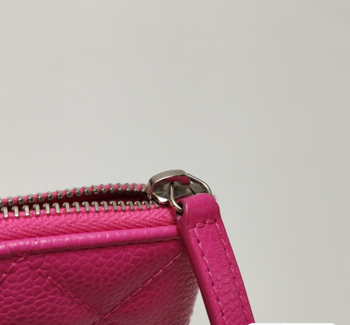 Preloved Chanel clutch pink 24122678997243